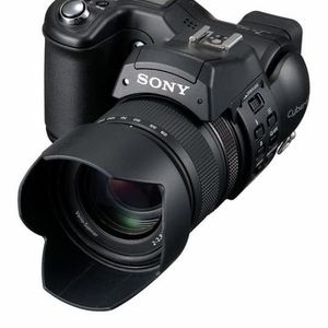 Продам фотоаппарат Сони Р1 