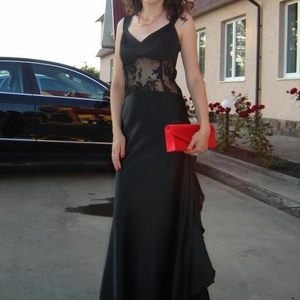 Продам элегантне чорне випускне плаття!!!