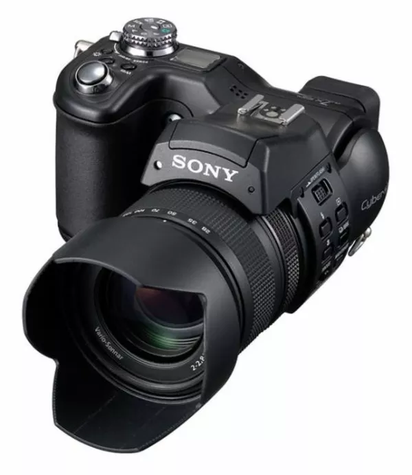 Продам фотоаппарат Сони Р1 